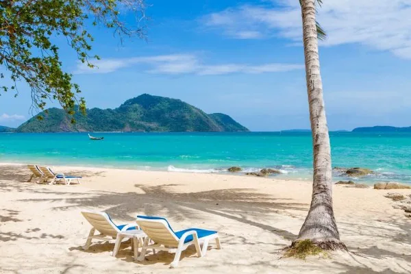 Private taxi from Phuket airport to Layan Beach